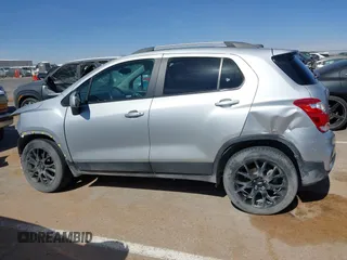 2022 Chevrolet Trax LT with VIN KL7CJPSM0NB561407, listed as a IAAI auction lot 41542090 with 22,992 mi miles. Bid and sale history available at carsss.com. Image 14.