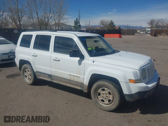 2012 Jeep Patriot Sport with VIN 1C4NJRBBXCD576424, listed as a IAAI auction lot 41823663 with 194,765 mi miles and . Bid and sale history available at carsss.com. Image 1.