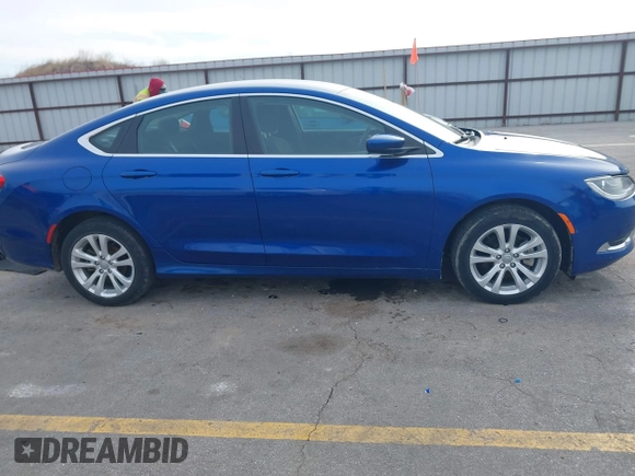 2015 Chrysler 200 Limited with VIN 1C3CCCAB1FN507804, listed as a IAAI auction lot 41854700 with 217,000 mi miles. Bid and sale history available at carsss.com. Image 13.