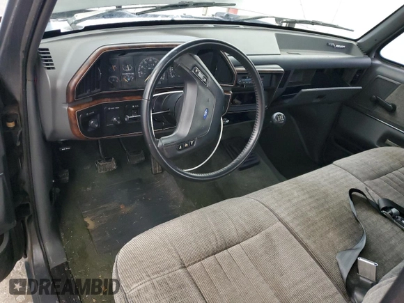 1989 Ford F-150 with VIN 1FTDF15Y2KLB34644, listed as a Copart auction lot 84004214 with 62,751 mi miles and Salvage Title. Bid and sale history available at carsss.com. Image 8.