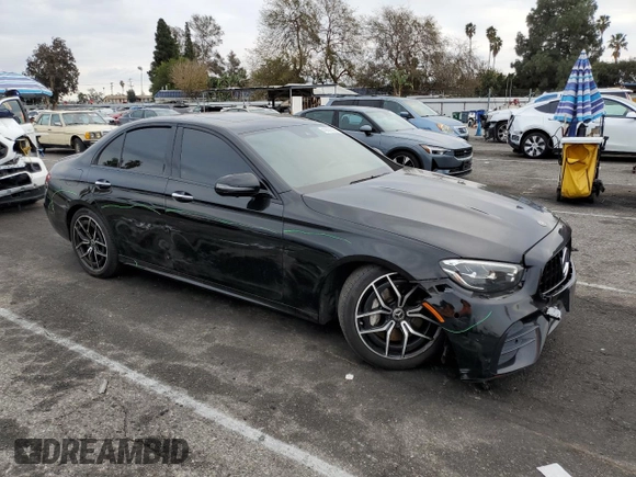 2021 Mercedes-Benz E-Class E 350 with VIN W1KZF8DB7MA893385, listed as a Copart auction lot 43607585 with 114,303 mi miles and Salvage Title. Bid and sale history available at carsss.com. Image 4.