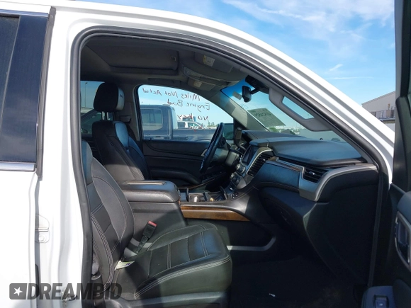 2019 GMC Yukon XL Denali with VIN 1GKS1HKJ8KR378385, listed as a IAAI auction lot 41824529 with 115,481 mi miles. Bid and sale history available at carsss.com. Image 5.