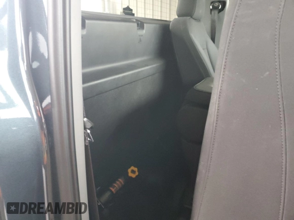 2019 Chevrolet Silverado 1500 with VIN 3GCNYAEH1KG278634, listed as a Copart auction lot 47760145 with 76,238 mi miles and Salvage Title. Bid and sale history available at DreamBid. Image 10.