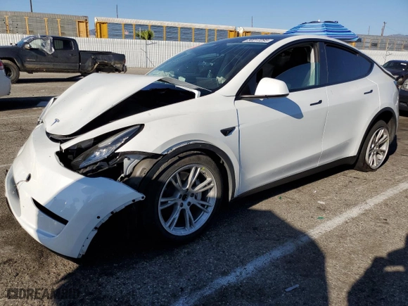 2021 Tesla Model Y Long Range with VIN 5YJYGDEE4MF276330, listed as a Copart auction lot 50217295 with 0 mi miles and Salvage Title. Bid and sale history available at carsss.com. Image 1.