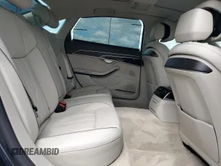 2019 Audi A8 z VIN WAU8DAF80KN010332, wystawiony jako Copart lot #55418865 z przebiegiem 17 282 mil mil oraz Szkoda całkowita • Salvage title. Historia ofert i sprzedaży dostępna na DreamBid. Obrazek 10.
