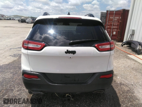 2016 Jeep Cherokee Latitude with VIN 1C4PJLCS8GW229995, listed as a IAAI auction lot 42534085 with 158,263 mi miles and . Bid and sale history available at DreamBid. Image 16.