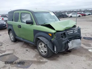 2008 Honda Element LX with VIN 5J6YH18398L010675, listed as a IAAI auction lot 41566100 with 132,876 mi miles and . Bid and sale history available at DreamBid. Image 1.