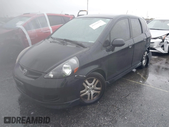 2007 Honda Fit Sport with VIN JHMGD38637S040129, listed as a IAAI auction lot 41579352 with 230,962 mi miles. Bid and sale history available at carsss.com. Image 2.