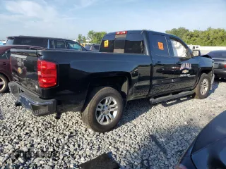 2017 Chevrolet Silverado 1500 LT with VIN 1GCRCREC1HZ247072, listed as a Copart auction lot 53826945 with 266,164 mi miles and Salvage Title. Bid and sale history available at DreamBid. Image 3.