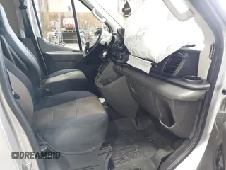 2021 Ford Transit Passenger XL с VIN 1FBAX9CG9MKA15625, выставлен на аукционе IAAI как лот 42491429 с пробегом 99 401 миль миль и . История ставок и продаж доступна на DreamBid. Изображение 5.