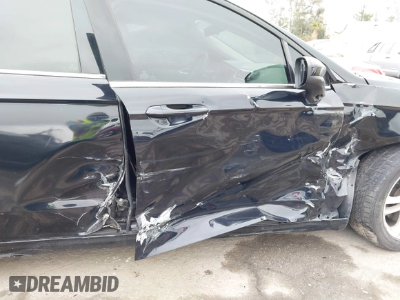 2018 Ford Fusion SE with VIN 3FA6P0HD1JR253185, listed as a IAAI auction lot 41901789 with 67,460 mi miles. Bid and sale history available at carsss.com. Image 6.