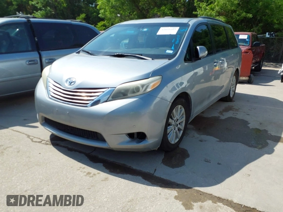 2016 Toyota Sienna XLE with VIN 5TDYK3DC5GS763674, listed as a IAAI auction lot 42035115 with 133,120 mi miles. Bid and sale history available at carsss.com. Image 19.