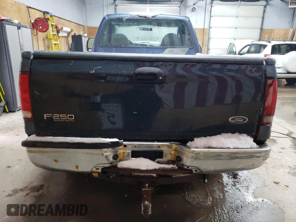 2005 Ford F-250 XL with VIN 1FTNF21565EA30933, listed as a Copart auction lot 86381274 with 140,709 mi miles and Clean Title. Bid and sale history available at DreamBid. Image 6.