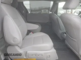 2018 Toyota Sienna XLE Auto Access Seat with VIN 5TDYZ3DC1JS958089, listed as a Copart auction lot 44910525 with 125,431 mi miles and Salvage Title. Bid and sale history available at carsss.com. Image 11.