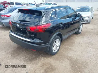 2019 Nissan Rogue Sport S with VIN JN1BJ1CP5KW524557, listed as a IAAI auction lot 42086359 with 114,281 mi miles. Bid and sale history available at carsss.com. Image 4.