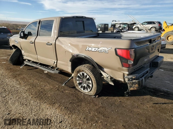 2021 Nissan Titan SV z VIN 1N6AA1FB9MN533034, wystawiony jako Copart lot #81335494 z przebiegiem 71 281 mil mil oraz Szkoda całkowita • Salvage title. Historia ofert i sprzedaży dostępna na DreamBid. Obrazek 2.