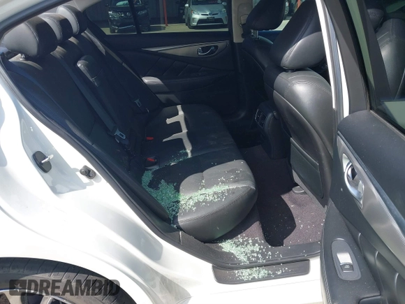 2017 Infiniti Q50 Signature Edition with VIN JN1EV7AP1HM738909, listed as a IAAI auction lot 40269786 with 81,599 mi miles and . Bid and sale history available at DreamBid. Image 8.