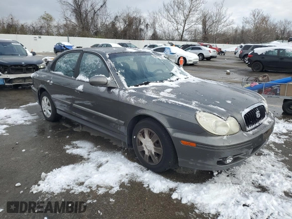 2002 Hyundai Sonata with VIN KMHWF25S52A703469, listed as a Copart auction lot 87401764 with 80,960 mi miles and Clean Title. Bid and sale history available at carsss.com. Image 4.