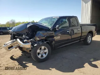 2015 Ram 1500 SLT z VIN 1C6RR7GG3FS738646, wystawiony jako Copart lot #56109005 z przebiegiem 109 730 mil mil oraz Czysty tytuł • Clean title. Historia ofert i sprzedaży dostępna na DreamBid. Obrazek 1.