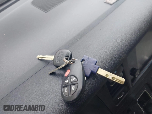 2017 Toyota Sienna LE with VIN 5TDJZ3DC9HS164792, listed as a IAAI auction lot 42263886 with 186,018 mi miles and . Bid and sale history available at DreamBid. Image 11.