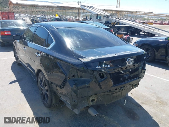 2017 Nissan Altima S z VIN 1N4AL3AP9HC173928, wystawiony jako IAAI lot #41884621 z przebiegiem 73 217 mil mil oraz . Historia ofert i sprzedaży dostępna na DreamBid. Obrazek 3.