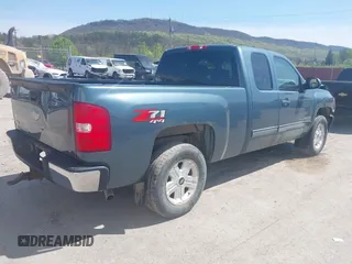 2009 Chevrolet Silverado 1500 LT with VIN 1GCEK29099Z214279, listed as a IAAI auction lot 42112324 with 55,953 mi miles and . Bid and sale history available at DreamBid. Image 4.