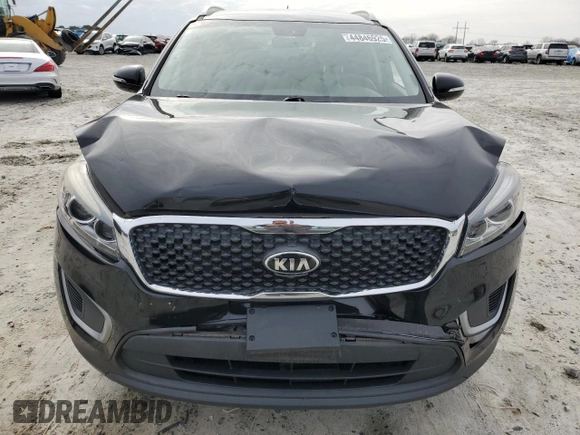 2018 Kia Sorento LX V6 with VIN 5XYPG4A57JG386441, listed as a Copart auction lot 44846925 with 104,561 mi miles and Salvage Title. Bid and sale history available at carsss.com. Image 5.