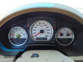 2005 Ford F-150 XLT с VIN 1FTPW12575KF03371, выставлен на аукционе IAAI как лот 41577250 с пробегом 218 892 миль миль и . История ставок и продаж доступна на DreamBid. Изображение 7.