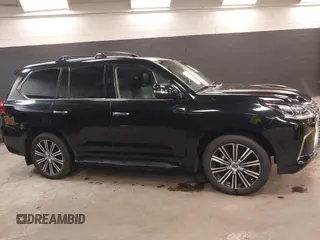 2021 Lexus LX 570 z VIN JTJDY7AX0M4352294, wystawiony jako IAAI lot #42341156 z przebiegiem 18 398 mil mil oraz . Historia ofert i sprzedaży dostępna na DreamBid. Obrazek 13.