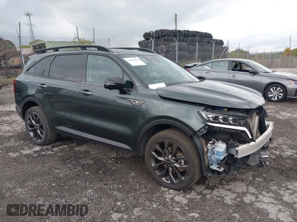 2022 Kia Sorento SX z VIN 5XYRKDLF9NG075953, wystawiony jako IAAI lot #40406528 z przebiegiem 100 146 mil mil oraz . Historia ofert i sprzedaży dostępna na DreamBid. Obrazek 1.