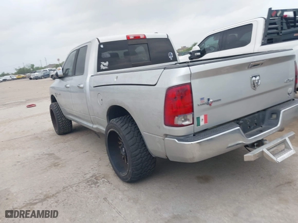 2009 Dodge Ram 1500 SLT with VIN 1D3HB18T59S773170, listed as a IAAI auction lot 41927396 with 297,740 mi miles. Bid and sale history available at carsss.com. Image 3.