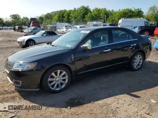 2010 Lincoln MKZ z VIN 3LNHL2GCXAR751058, wystawiony jako Copart lot #58390005 z przebiegiem 61 452 mil mil oraz Szkoda całkowita • Salvage title. Historia ofert i sprzedaży dostępna na DreamBid. Obrazek 1.