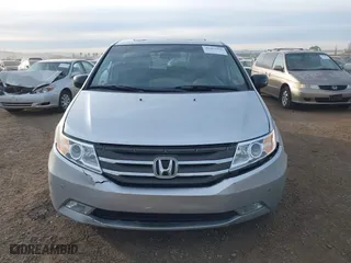 2012 Honda Odyssey Touring with VIN 5FNRL5H96CB095264, listed as a IAAI auction lot 41403450 with 246,199 mi miles. Bid and sale history available at carsss.com. Image 12.