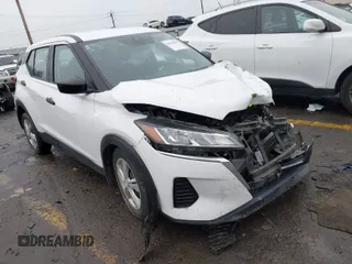2022 Nissan Kicks S with VIN 3N1CP5BV3NL511472, listed as a IAAI auction lot 41434820 with 1 mi miles. Bid and sale history available at carsss.com. Image 1.
