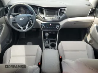 2017 Hyundai Tucson Sport z VIN KM8J33A20HU501435, wystawiony jako Copart lot #58805485 z przebiegiem 54 289 mil mil oraz Tytuł czysty. Historia ofert i sprzedaży dostępna na DreamBid. Obrazek 8.