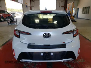 2022 Toyota Corolla Hatchback SE with VIN JTND4MBE4N3182793, listed as a Copart auction lot 69609184 with 21,813 mi miles and Salvage Title. Bid and sale history available at carsss.com. Image 6.