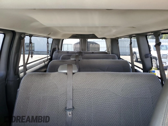 2015 Chevrolet Express Passenger LT with VIN 1GAZG1FG7F1115655, listed as a Copart auction lot 52825575 with 168,167 mi miles and Clean title. Bid and sale history available at DreamBid. Image 10.