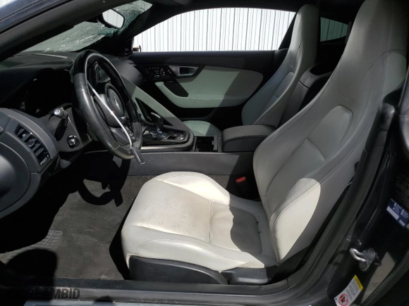 2016 Jaguar F-TYPE with VIN SAJWA6AT7G8K33356, listed as a Copart auction lot 44166565 with 42,824 mi miles and Clean Title. Bid and sale history available at carsss.com. Image 7.