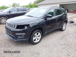 2017 Jeep Compass Latitude с VIN 3C4NJDBB7HT679532, выставлен на аукционе IAAI как лот 42228130 с пробегом 116 505 миль миль и . История ставок и продаж доступна на DreamBid. Изображение 2.