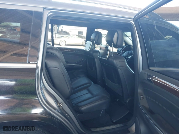 2012 Mercedes-Benz GL-Class GL 550 with VIN 4JGBF8GE4CA783163, listed as a IAAI auction lot 41756700 with 220,571 mi miles. Bid and sale history available at carsss.com. Image 8.