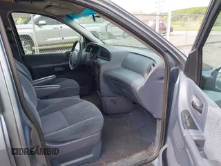 1999 Ford Windstar SE with VIN 2FMZA5240XBC66771, listed as a IAAI auction lot 42208716 with 143,764 mi miles and . Bid and sale history available at carsss.com. Image 5.