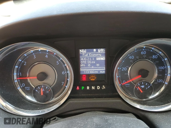 2014 Chrysler Town & Country Touring z VIN 2C4RC1BGXER144103, wystawiony jako Copart lot #54843175 z przebiegiem 113 166 mil mil oraz Szkoda całkowita • Salvage title. Historia ofert i sprzedaży dostępna na DreamBid. Obrazek 9.