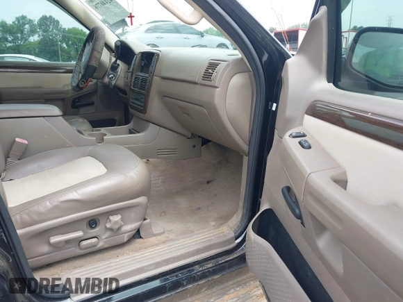 2004 Ford Explorer Eddie Bauer with VIN 1FMZU74K44ZA92419, listed as a IAAI auction lot 42440778 with 217,527 mi miles and . Bid and sale history available at DreamBid. Image 5.