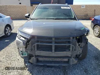 2022 Chevrolet TrailBlazer RS with VIN KL79MTSL2NB041386, listed as a Copart auction lot 49811945 with 262,120 mi miles and Salvage Title. Bid and sale history available at carsss.com. Image 5.