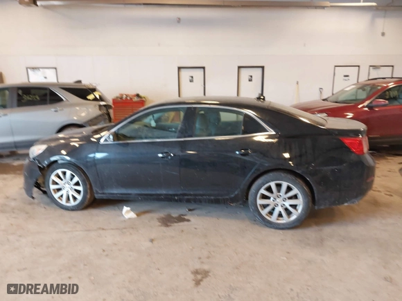 2013 Chevrolet Malibu LT with VIN 1G11E5SA6DU127917, listed as a IAAI auction lot 41641936 with 186,317 mi miles. Bid and sale history available at carsss.com. Image 14.