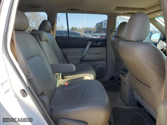 2010 Toyota Highlander SE with VIN 5TDJK3EH9AS016193, listed as a Copart auction lot 46851545 with 0 mi miles and Clean Title. Bid and sale history available at carsss.com. Image 11.