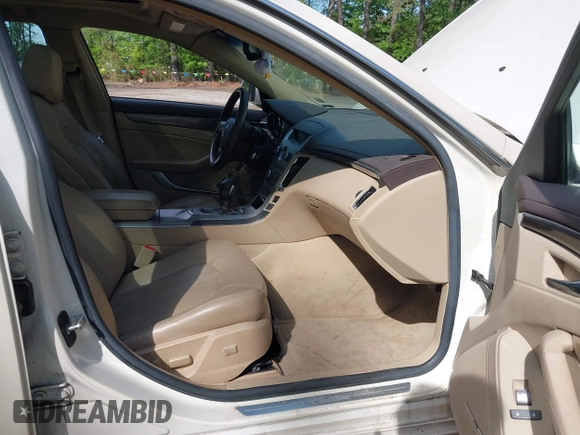 2008 Cadillac CTS RWD w/1SA with VIN 1G6DM577280124856, listed as a IAAI auction lot 42119454 with 156,884 mi miles. Bid and sale history available at carsss.com. Image 5.