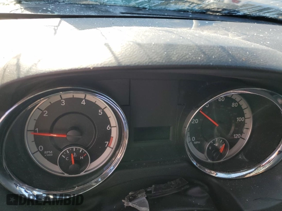 2017 Dodge Grand Caravan SXT with VIN 2C4RDGCG3HR685643, listed as a Copart auction lot 49920335 with Not Provided miles and Salvage Title. Bid and sale history available at DreamBid. Image 9.