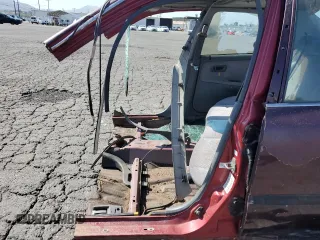 1995 Honda Civic z VIN JHMEH9595SS020504, wystawiony jako Copart lot #57271565 z przebiegiem Nie podano mil oraz Nie do naprawy • Non repairable. Historia ofert i sprzedaży dostępna na DreamBid. Obrazek 7.