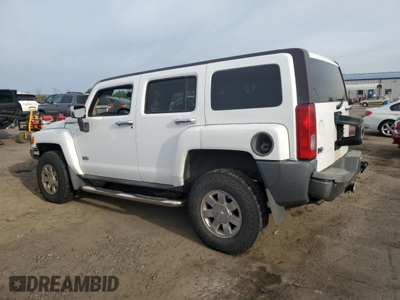 2007 Hummer H3 SUV with VIN 5GTDN13E678102441, listed as a Copart auction lot 54137965 with 199,890 mi miles and Salvage Title. Bid and sale history available at carsss.com. Image 2.
